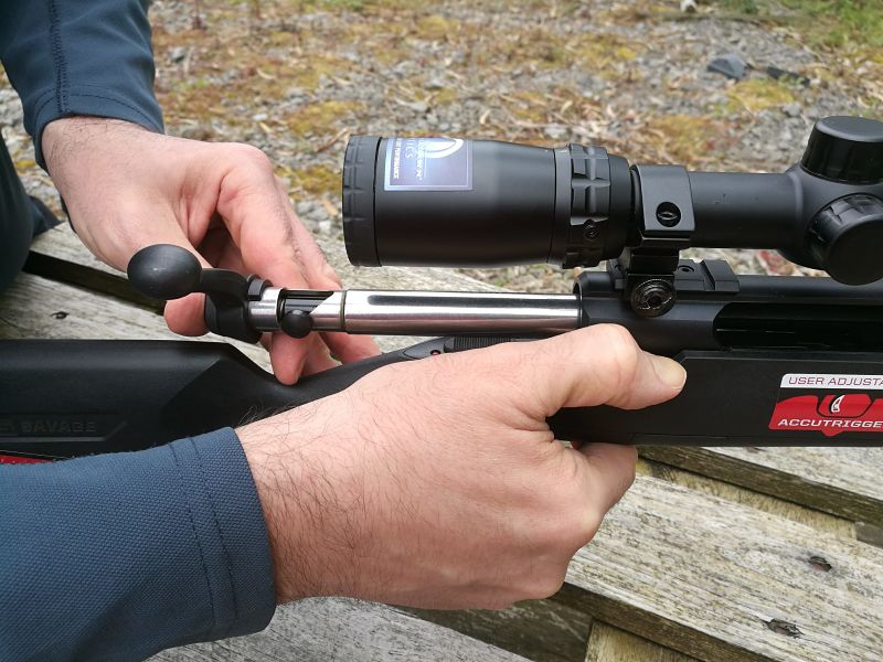 SAVAGE AXIS XP SR - 30-06 Manipulación Cerrojo